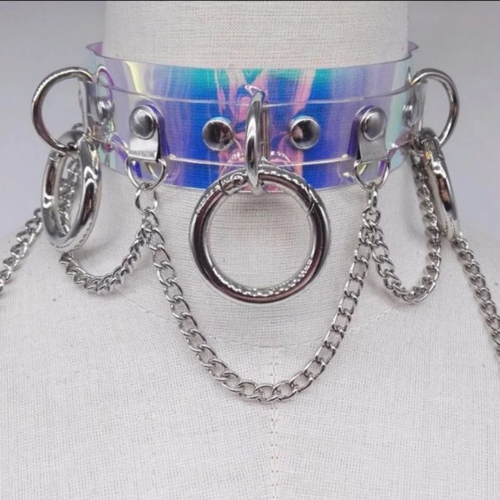 Technicolor Queen Holographic Choker - Picture 5 of 5
